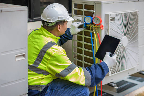 Professional Hvac Installation technician working in Rexburg, ID